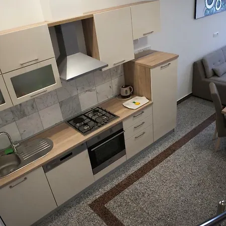 Lux Gama * Split